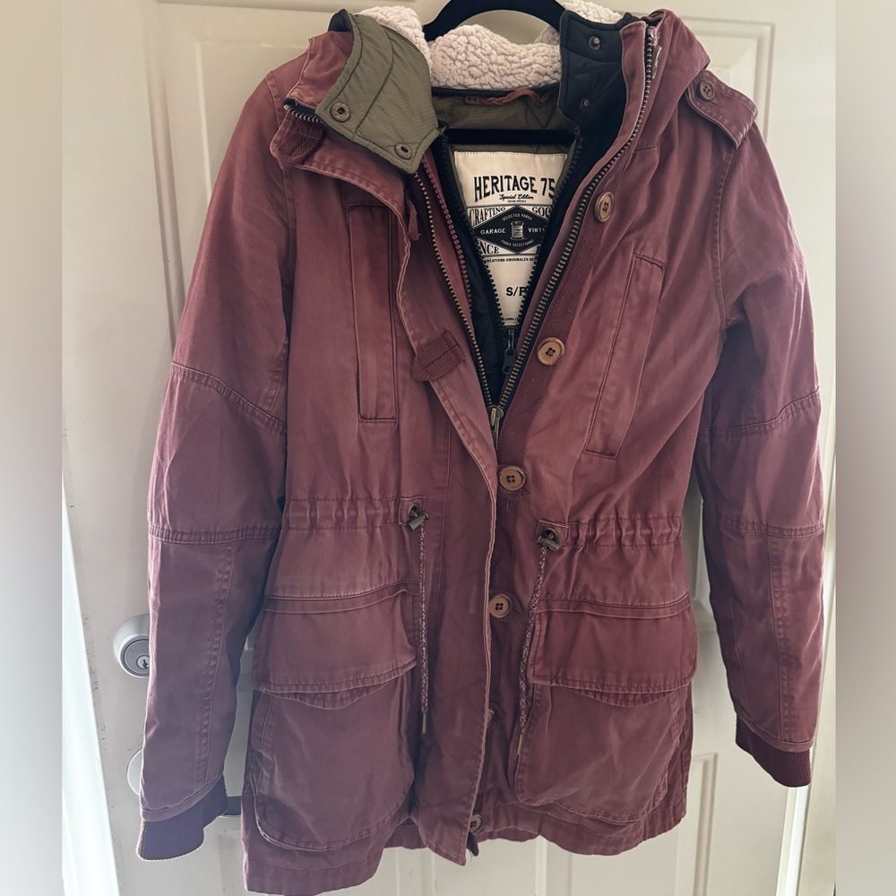 Garage Jacket Women's Small Burgundy Layered Parka Outdoors Hooded Quilted